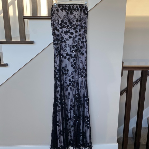 Cache mesh beaded strapless maxi - Picture 6 of 7